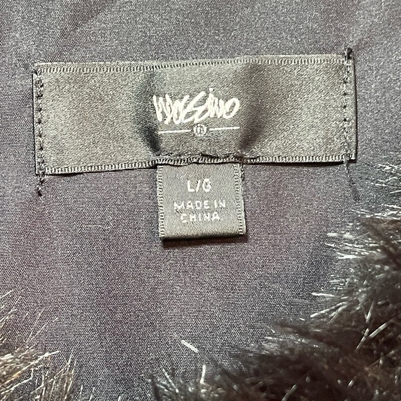 Mossimo Women's Faux Fur Black Vest Large Soft Sleeveless Lined Fall Winter - Picture 5 of 6